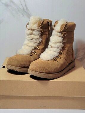UGG Viki Suede Boots Chestnut Kids Size 4